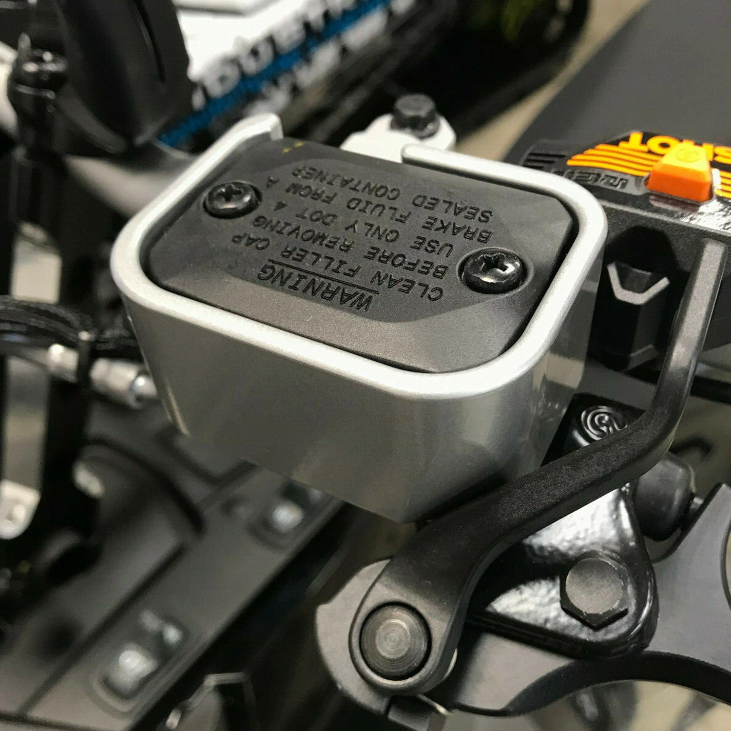 Ski-doo-lynx-gen-5-brake-reservoir-guard-silver