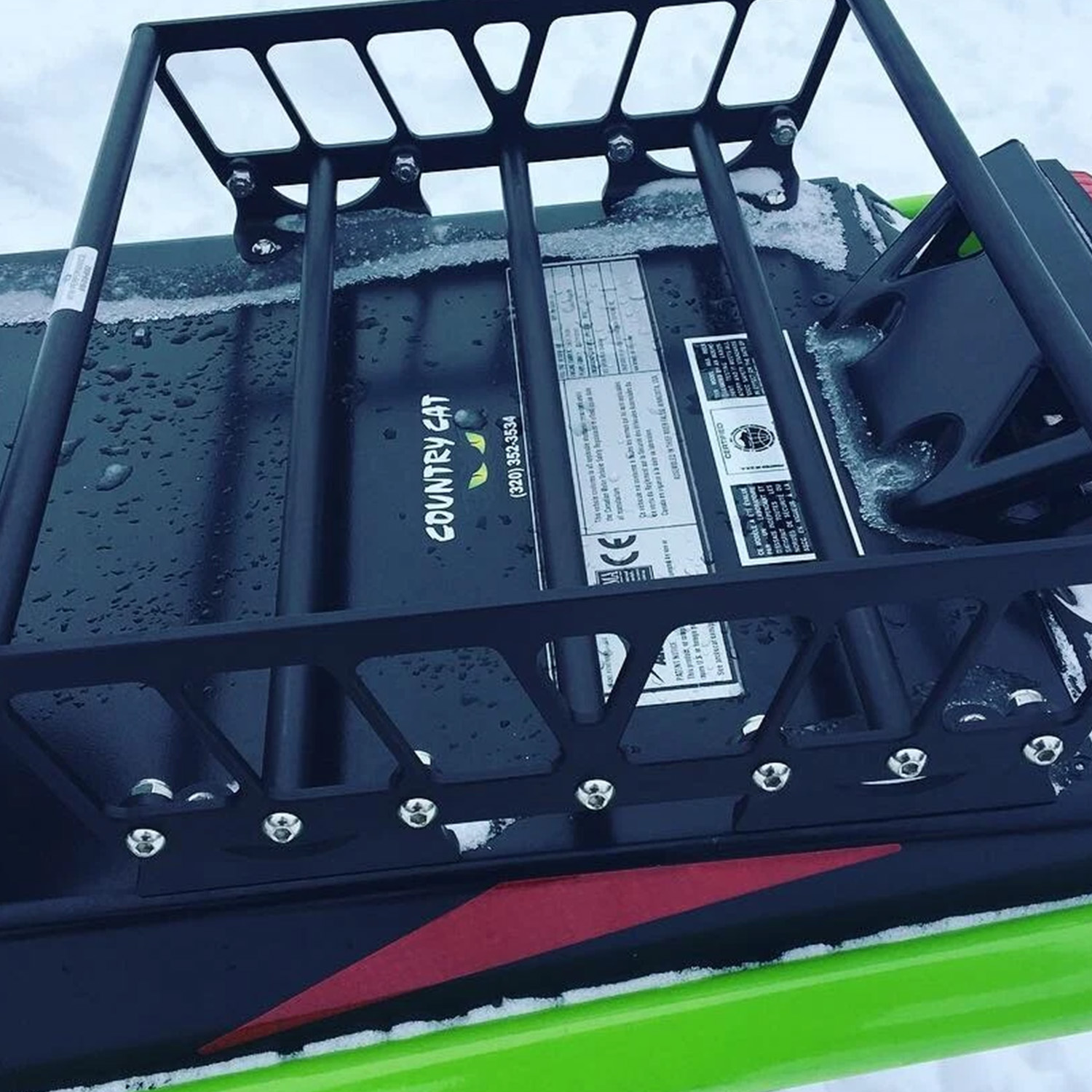 Universal-polaris-arctic-cat-cargo-rack-small-close-up